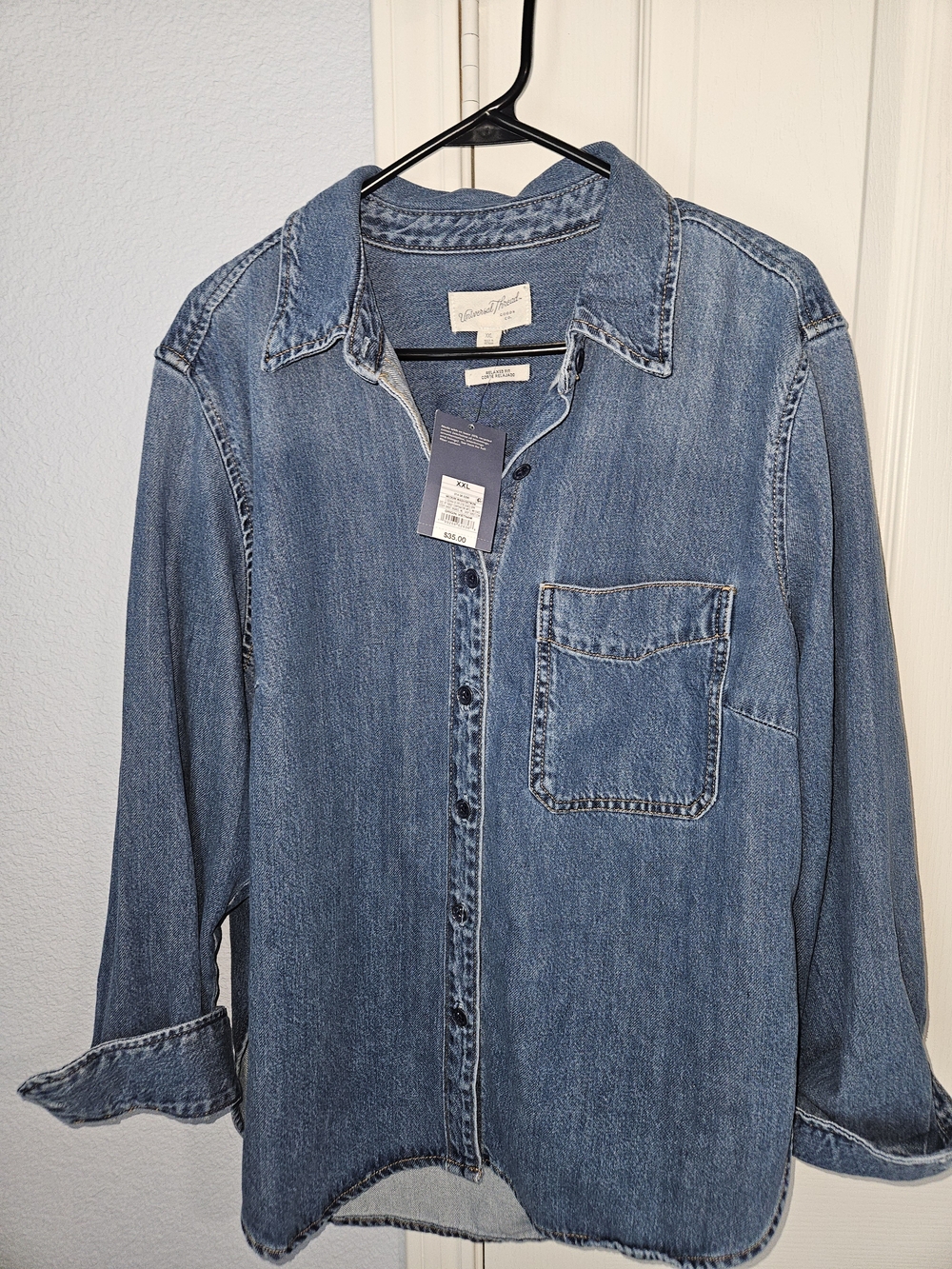 Universal Thread Womens Relaxed Denim Shirt NWT Size XXL